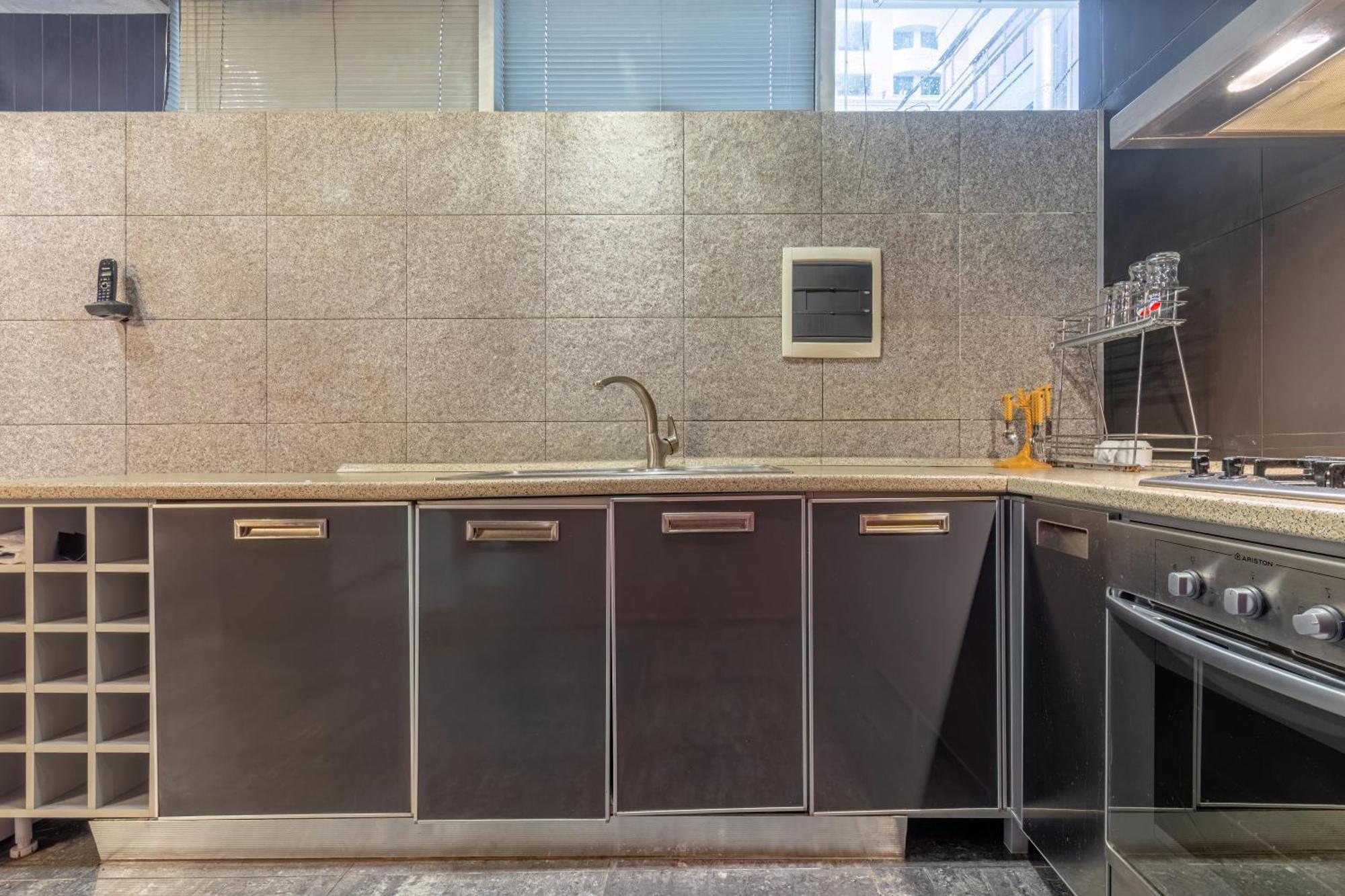 באקו Deluxe Hotel מראה חיצוני תמונה